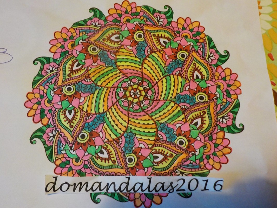 Mandala aux motifs fleuris - Mandalas sur le thème des Fleurs et
